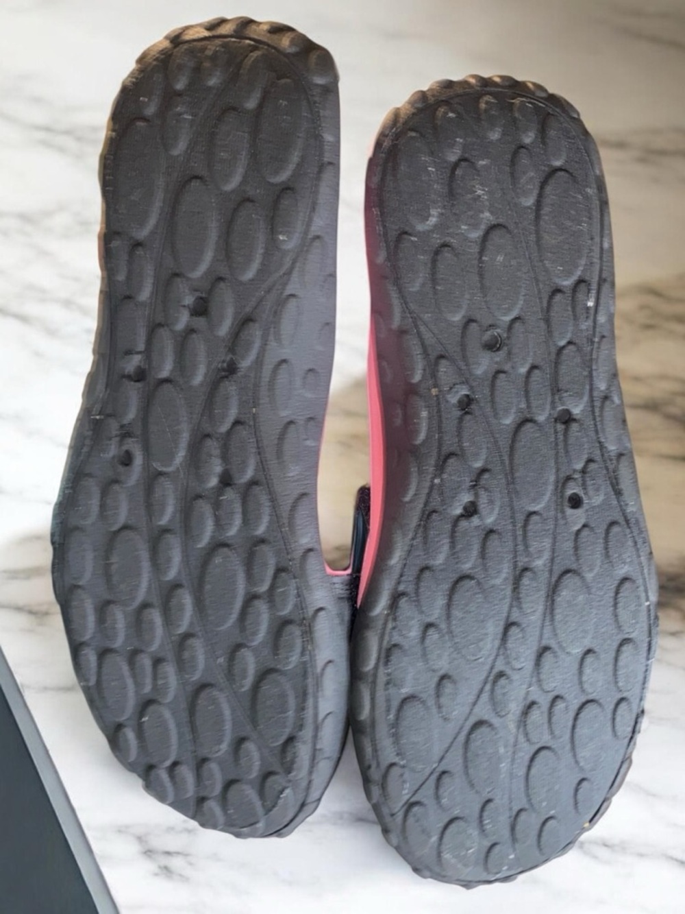 Black and Pink Slip-On Water Shoes sz L 9-10 - Picture 3 of 5